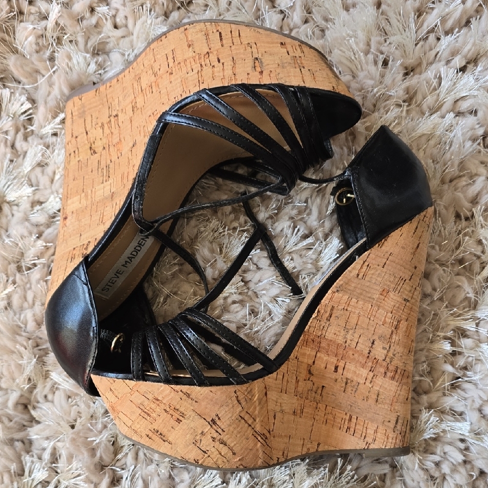 Steve Madden Black and Tan Cork Wedges
